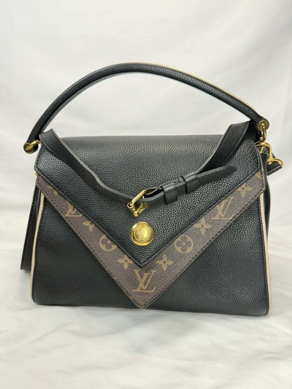Louis Vuitton Double V Black Leather Monogram Flap Shoulder Bag SPB-TS 364685